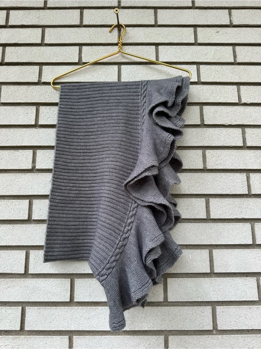 Lauren Ralph Lauren Ruffle Knit Scarf Wrap Shawl Heather Gray Soft Cozy